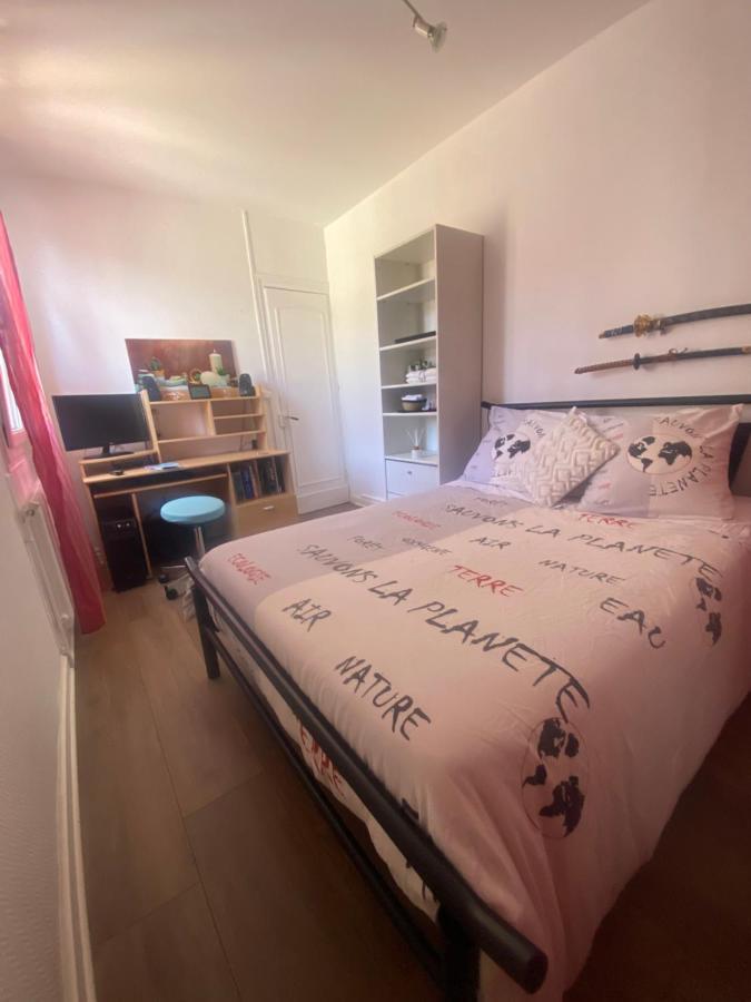 salle calme Libourne Esterno foto